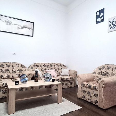 Downtown Akacfa Apartment Budapest Luaran gambar